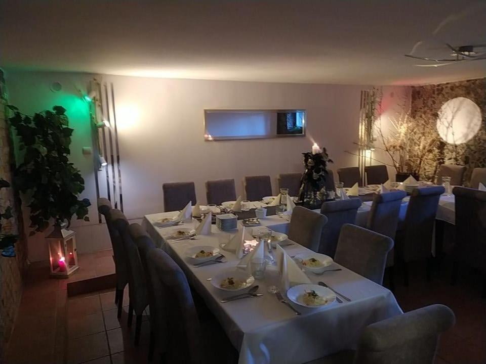 Galeona - Hotel Turystyczny Elblag Buitenkant foto