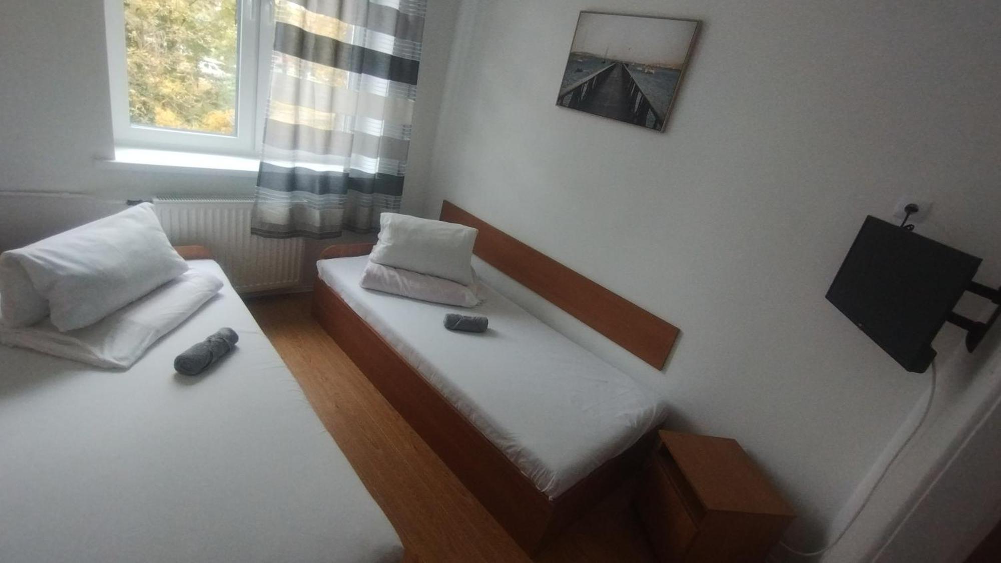 Galeona - Hotel Turystyczny Elblag Buitenkant foto