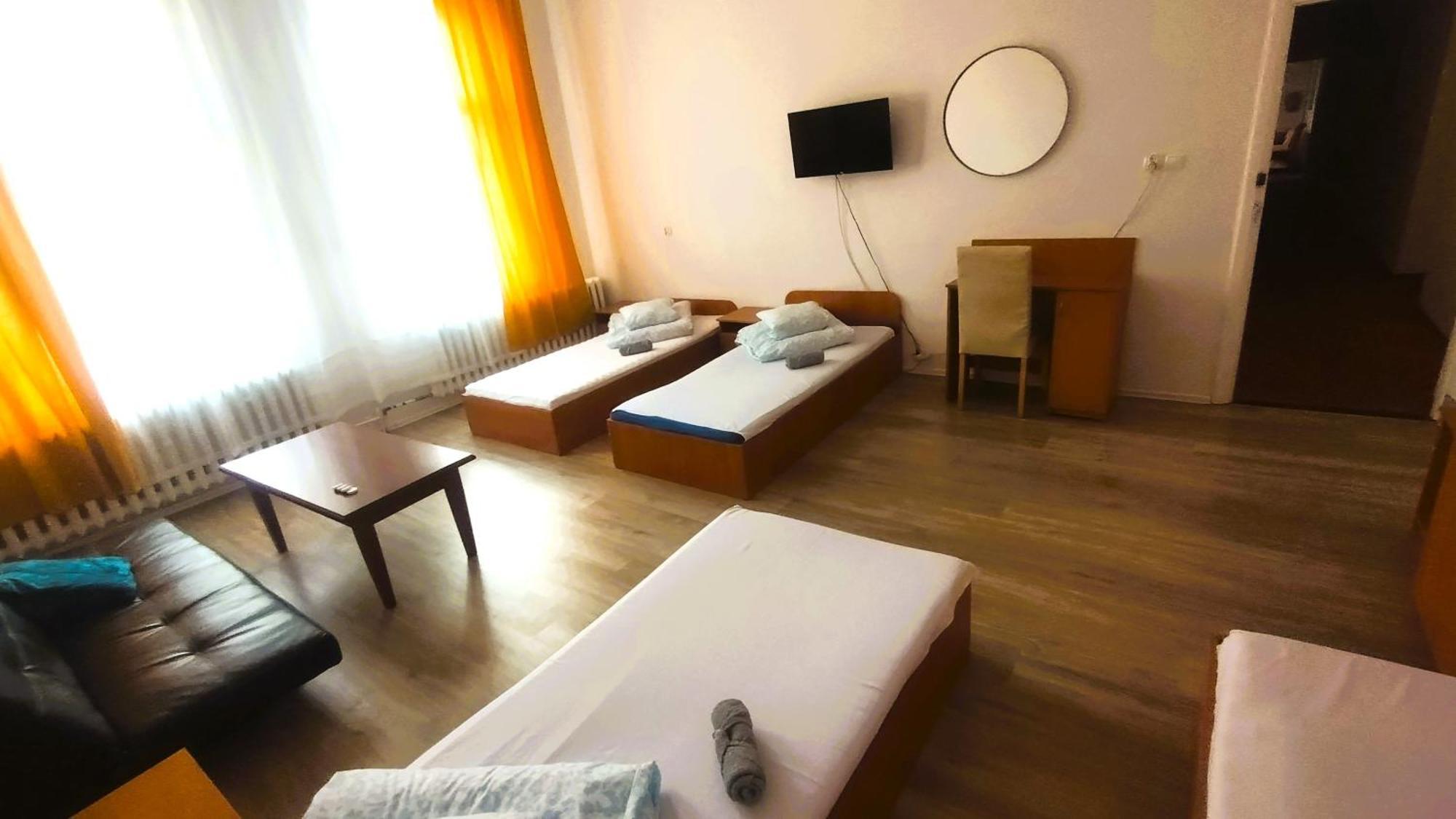 Galeona - Hotel Turystyczny Elblag Buitenkant foto