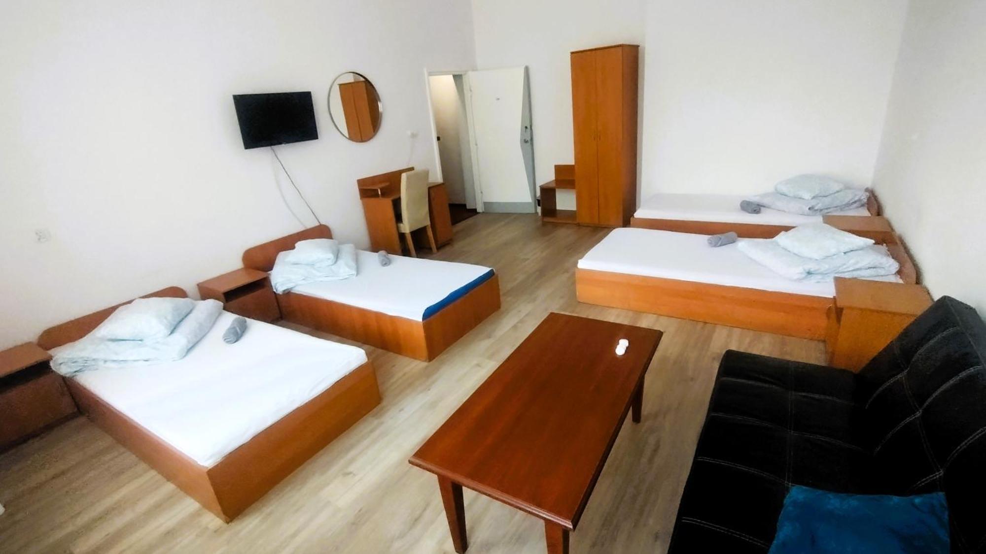 Galeona - Hotel Turystyczny Elblag Buitenkant foto